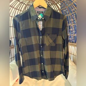 Women’s Flag and Anthem Green and Blue Checkered button down long sleeve shirt